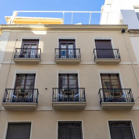 Elegance Cityscape Apartment Alicante