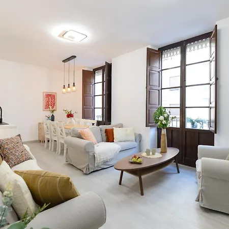 Apartment Elegance Cityscape *